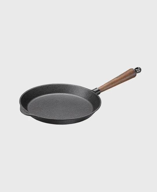 skeppshult-walnut-bratpfanne-26-cm-gusseisen-holzgriff image 1